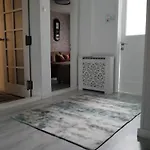 Near Heaven 40 アパート *